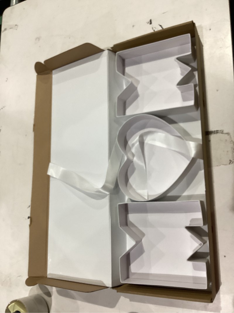 Condition photo showing Good Condition for wenpack empty mom baby shower cardboard letter shaped fillable paper mache chocolate strawberry flower packaging (baewhite) 1 count (pack of 1) baewhite