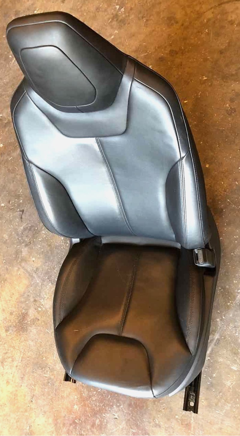 20141 TESLA S Front Seat Chair Assembly Passenger Right Side Hatchback Leather