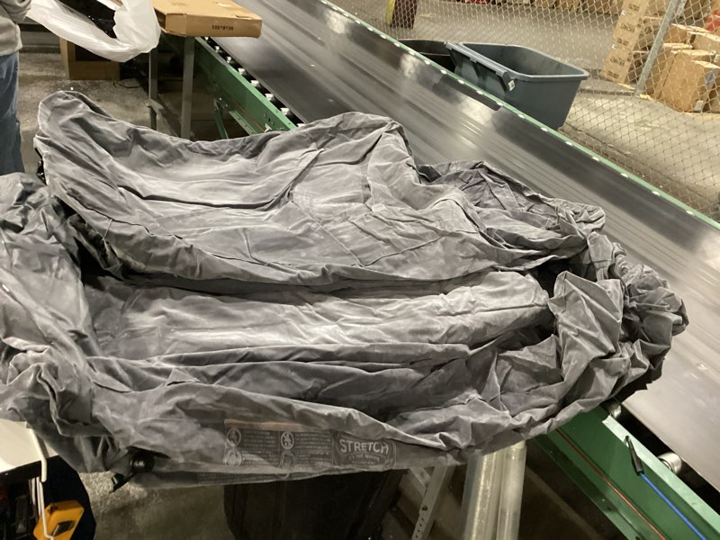 Condition photo showing Good Condition for intex inflatable pull-out sofa: velvety surface, 2-in-1 valve, cupholder, 46" x 88" x 26" - blow-up couch and folding queen size air mattress bed