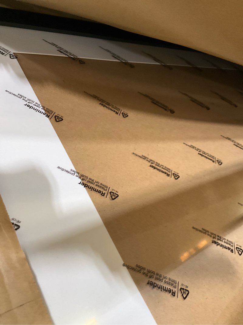 Condition photo showing Good Condition for 2pcs glass picture frame