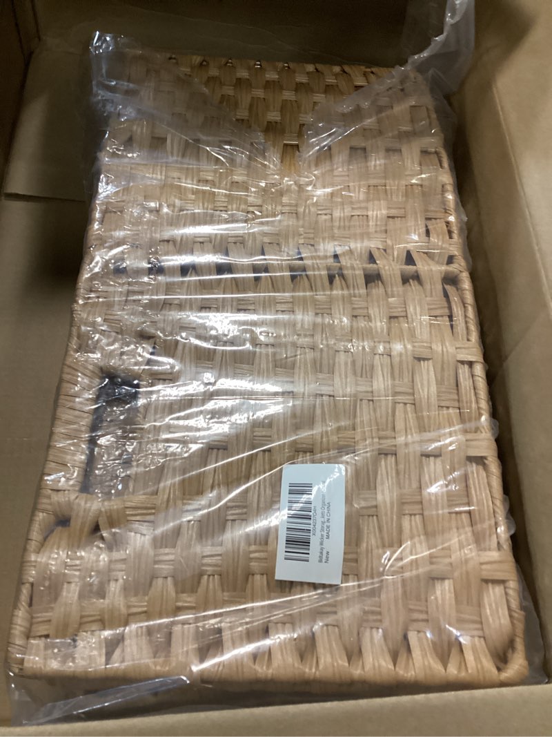 Condition photo showing Good Condition for Bidtakay Wicker Storage Baskets with Liners 11x11 Storage Cube Bins with Handles Imitation Water Hyacinth 4-Pack Waterproof Woven Storage Baskets for Organizing Rattan Baskets Organizer-Natural 11 Inch Cube-4 Pcs Natural