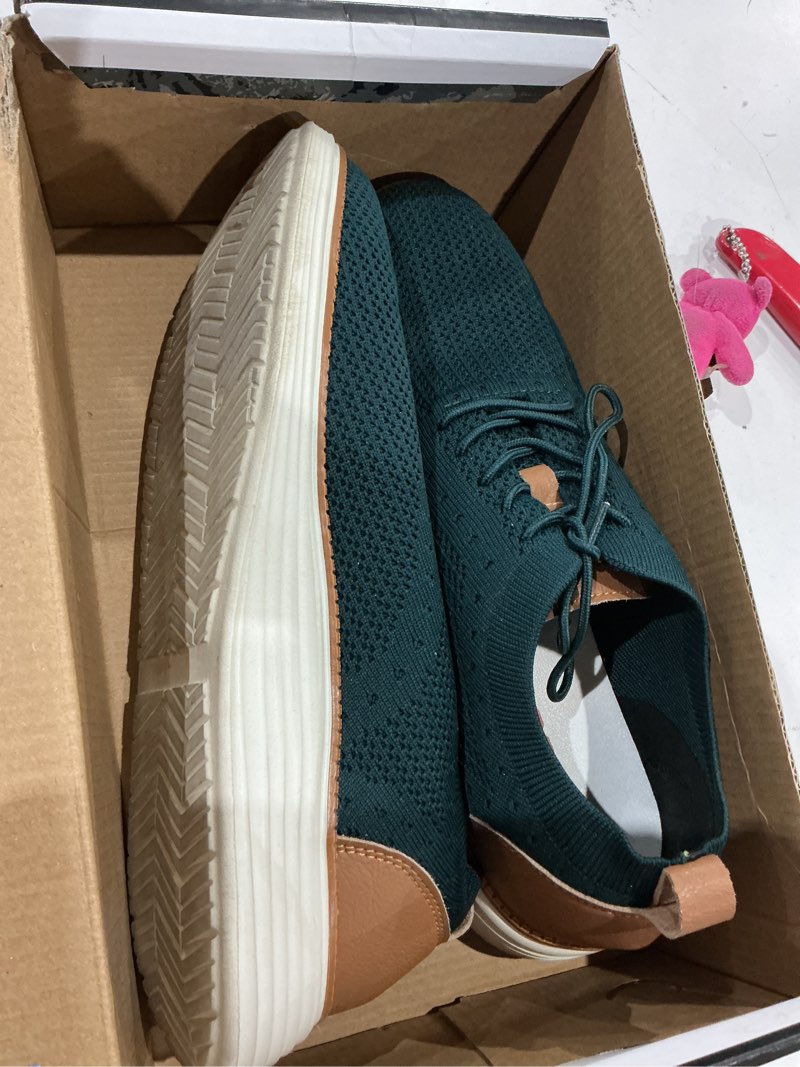 Condition photo showing Good Condition for (blue, m10.5/l12)men's & women's barefoot water shoes