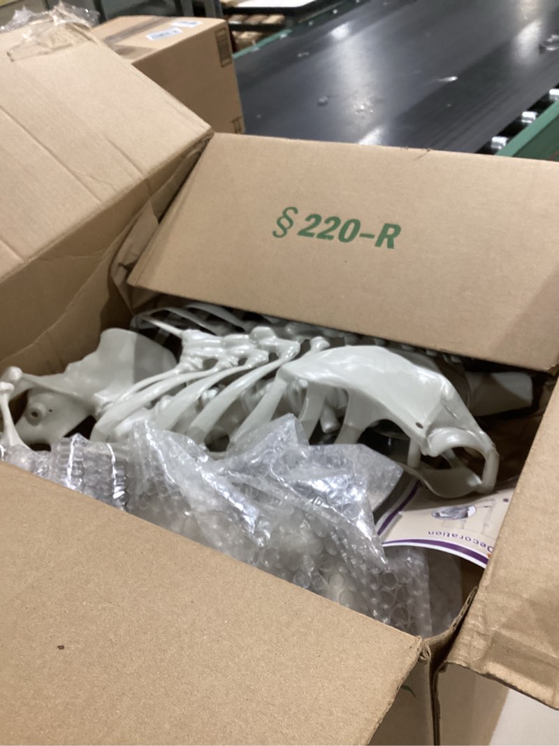 Condition photo showing Good Condition for 5.9Ft Halloween Skeleton Posable Skeleton Life Size Skeleton Plastic Full Body Human Skeleton for Halloween Decorations