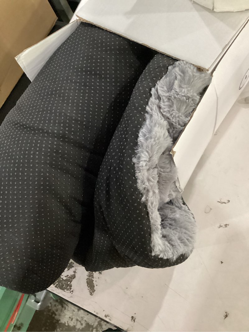 Condition photo showing Good Condition for dog beds crate pad for medium/large dogs fit dog crates,washable & anti-slip kennel pad for dogs cozy sleeping mat,gray 42inch 42.0"l x 28.0"w x 1.0"th gray
