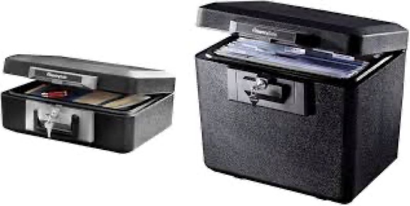 SentrySafe Fireproof Safe Box with Key Lock, Chest Safe with Carrying Handle to Secure Money, Jewelr