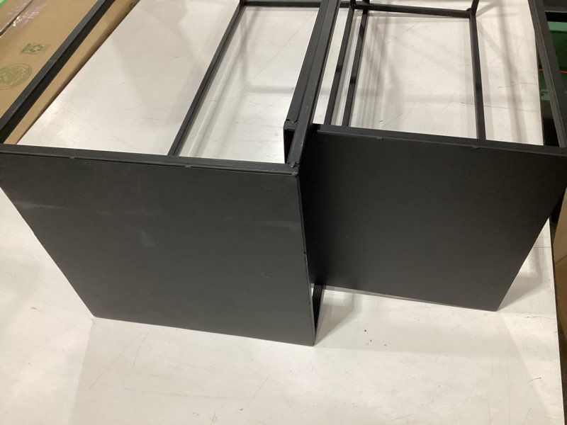 Condition photo showing Good Condition for accent table set of 2 