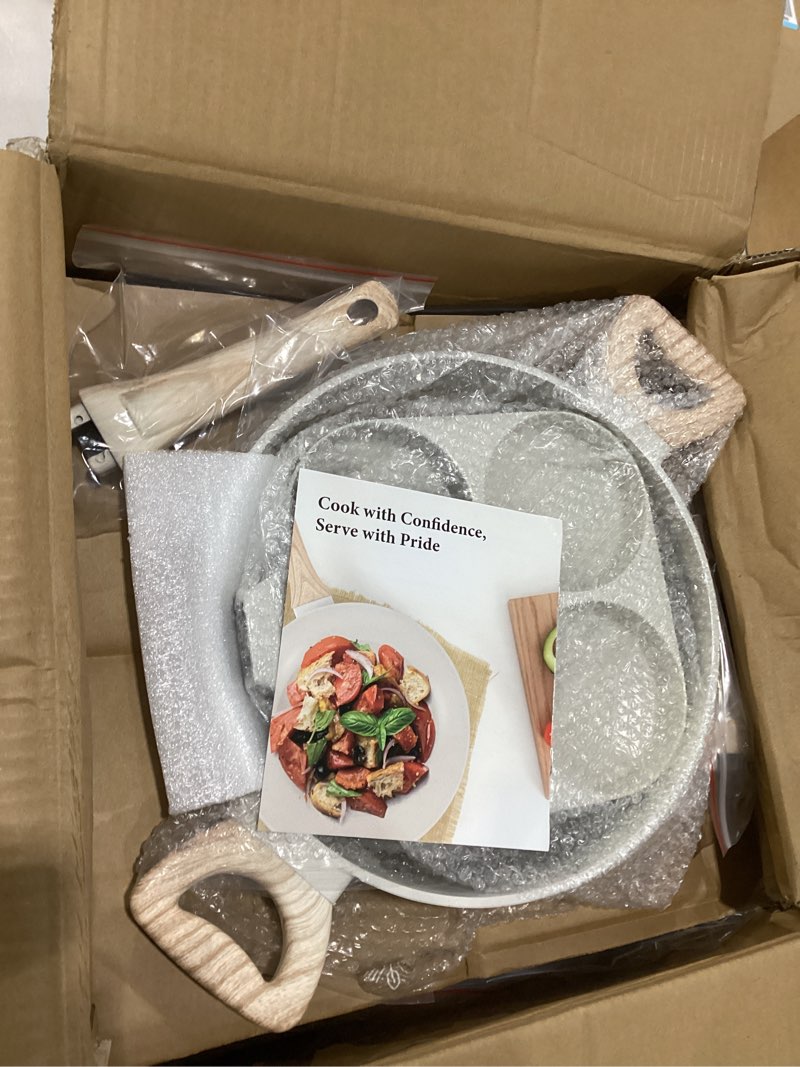 Condition photo showing Good Condition for 17 pcs pots and pans set non stick?cookware sets white granite induction cookware, non-toxic healthy non stick kitchen cooking set with frying pans set, saucepans (pfas, pfoa, pfos free) white white 17 pieces