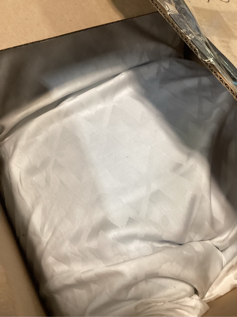Condition photo showing Good Condition for z gel-infused dough memory foam + z gel pillow - removable tencel cover - queen - mid loft queen mid loft