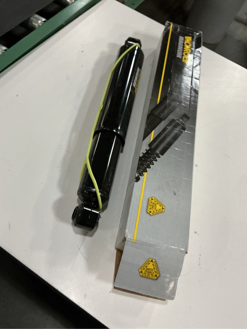 Condition photo showing Good Condition for monroe magnum 65453 suspension shock absorber