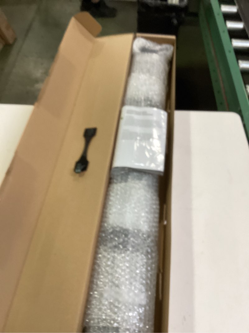 https://lotting-media.assets.bidfta.com/lotting_9d31aab5-ef2a-4bf3-98be-fc10946efd51