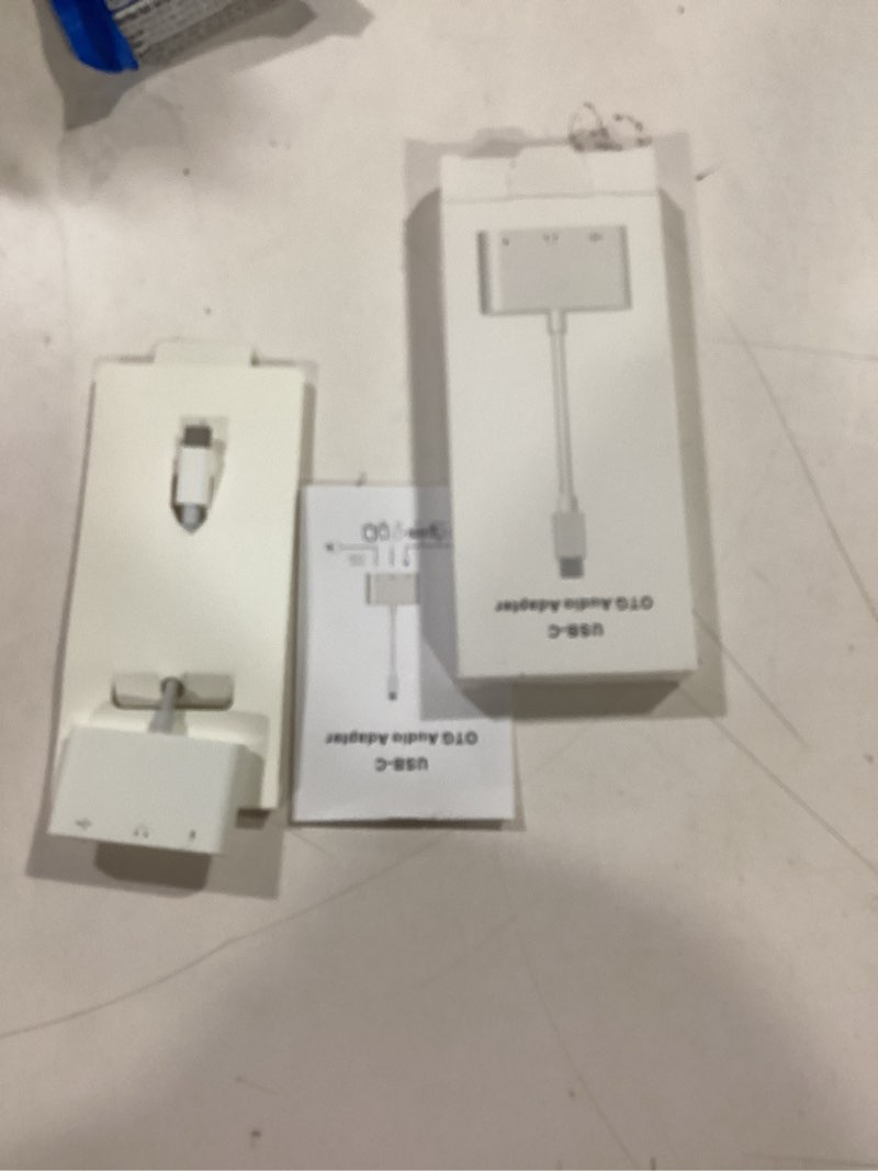 Condition photo showing Good Condition for USB C to Dual 3.5mm iPhone Headphone Adapter, 3-in-1 USB C to 3.5mm Audio Adapter with PD 60W Fast Charging, Aux to USB C Dual Headphone Splitter for iPhone 15/16/17, iPad Pro, Galaxy S25 and More