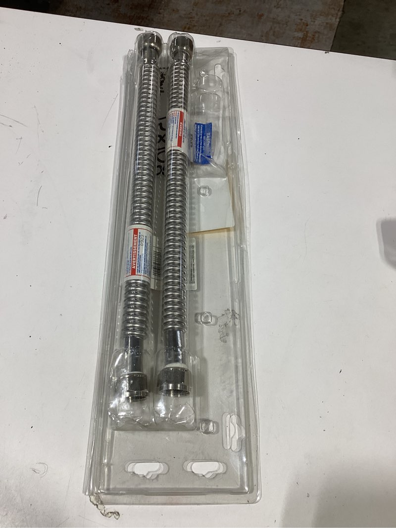 Condition photo showing Good Condition for 2 pack heavy duty durable stainless steel corrugated water flex connector with extra thick washers