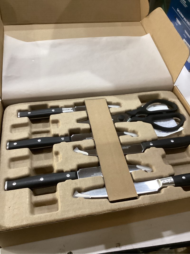 Condition photo showing Good Condition for Ninja Knife Set, Knife Sharpener, Knife Block Set, Stainless Steel Knives, 14 Piece Set, Steak Knives, Chef Knives and More, Foodi NeverDull, Black, K32014? 14pc Set Black