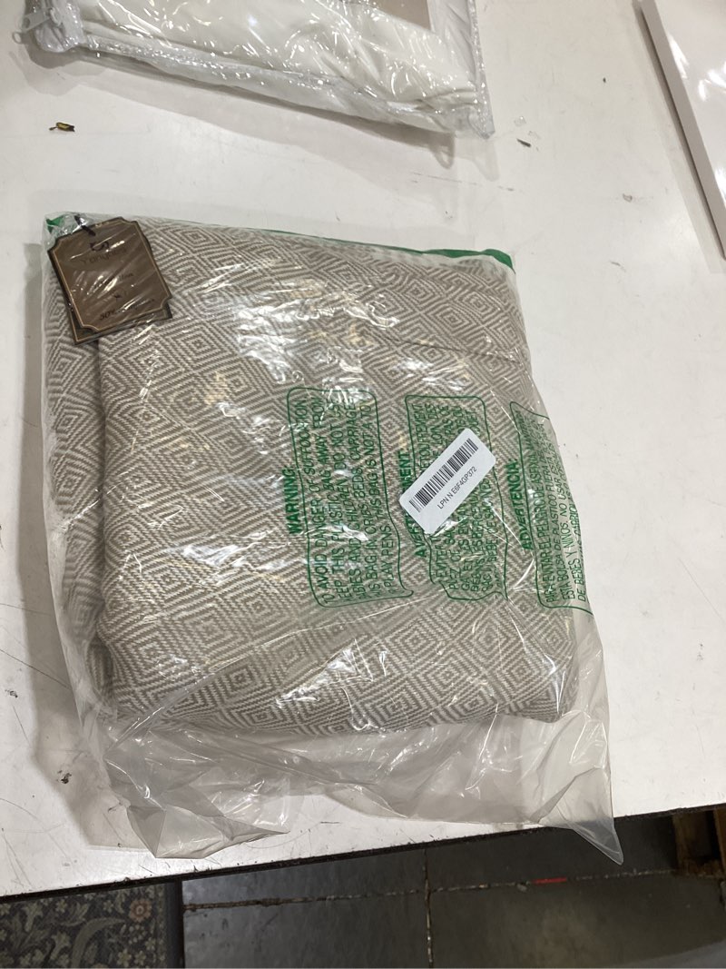 Condition photo showing Good Condition for yongoes turkish beach towel blanket oversized 82x88 beige boho | cotton sand free xxl extra large big huge linen blankets for cloud travel picnic yoga camping throw quilt essentials adults beige extra large 82"x88"?208x224cm?