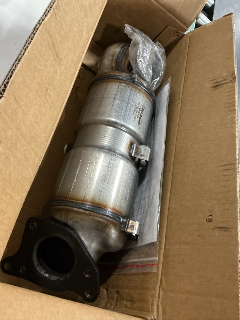 Condition photo showing As Is for catalytic converter compatible with honda civic 2016-2021, honda crv cr-v 2017-2021 1.5l l4, catalytic convertor epa compliant 17547
