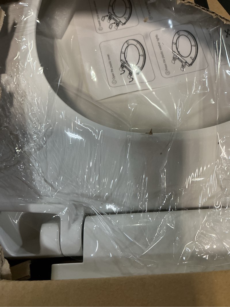 Condition photo showing Good Condition for durable elongated toilet seat with slow soft close - easy to install and clean, never loosens - white, fits most elongated toilets white elongated without toddler seat