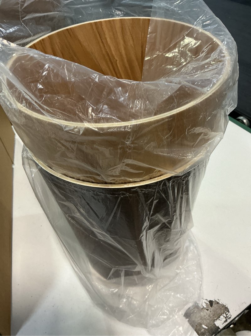 Condition photo showing Good Condition for WOAWO Wooden Trash Can 2.3 Gallon, Solid Wood Garbage Can for Bedroom & Bathroom, Small Trash Can fo