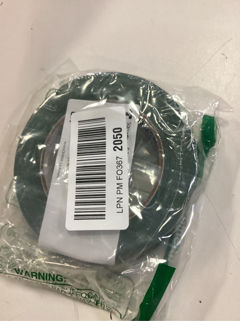 Condition photo showing New/Like New for Prudiut 2 Roll Green Floral Tape Waterproof Florist Tape, 1/2" Wide Flower Wrap Tape Floral Tape for Fresh Flower Bouquet Wrap Flower Arrangements Crafts (100Ft/33.4 Yd) 2roll/0.5In