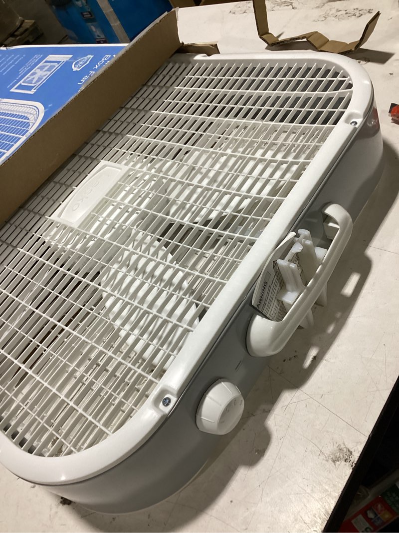 Condition photo showing Good Condition for lasko 20" classic box fan with weather-resistant motor, 3 speeds, 22.5" h, white, b20200, new