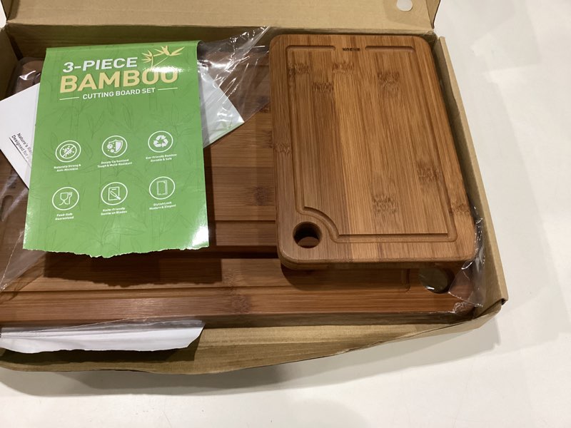 Condition photo showing Good Condition for Bamboo Cutting Board for Kitchen – 3-Piece Wooden Boards with Juice Grooves, Side Handles, Non-Slip Mats – Perfect for Meat, Veggies Fruit,Bread Boards – Ideal Kitchen Gift Carbonized brown set of 3(S+M+XL?