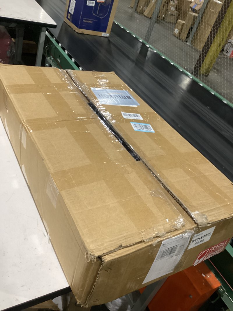 Condition photo showing Good Condition for black table peices