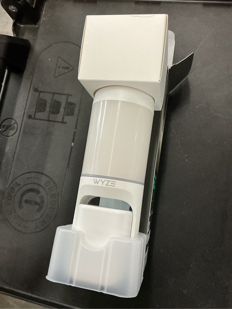 Condition photo showing Good Condition for wyze bulb cam - 2k hd smart light bulb security camera with color night vision, 800-lumen dimmable led, 160° wide view, motion detection & siren, e26 socket, alexa/google/ifttt