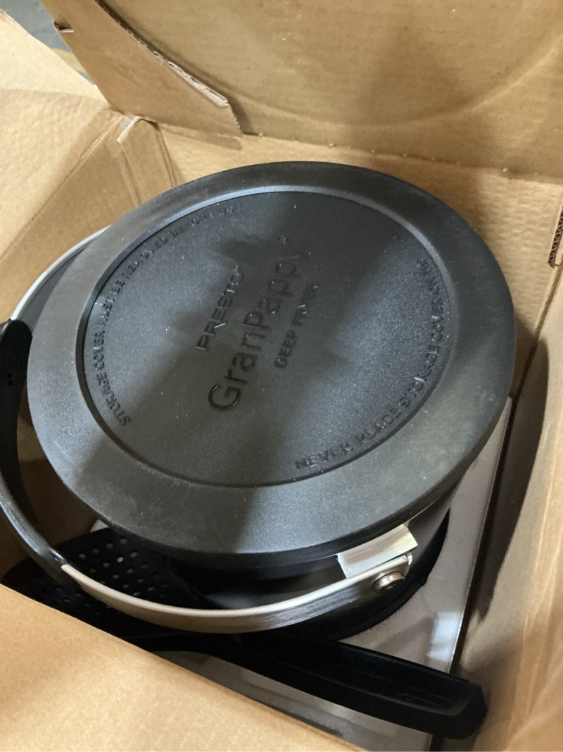 Condition photo showing Good Condition for presto 05411 granpappy electric deep fryer