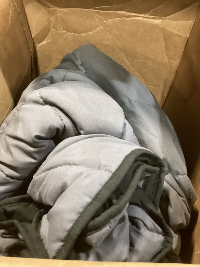Condition photo showing Good Condition for yescool weighted blanket for adults (30 lbs, 88” x 104”, grey& black) cooling heavy blanket for sleeping perfect for 290-310 lbs, king size breathable blanket with premium glass bead grey and black 88x104-30 lbs