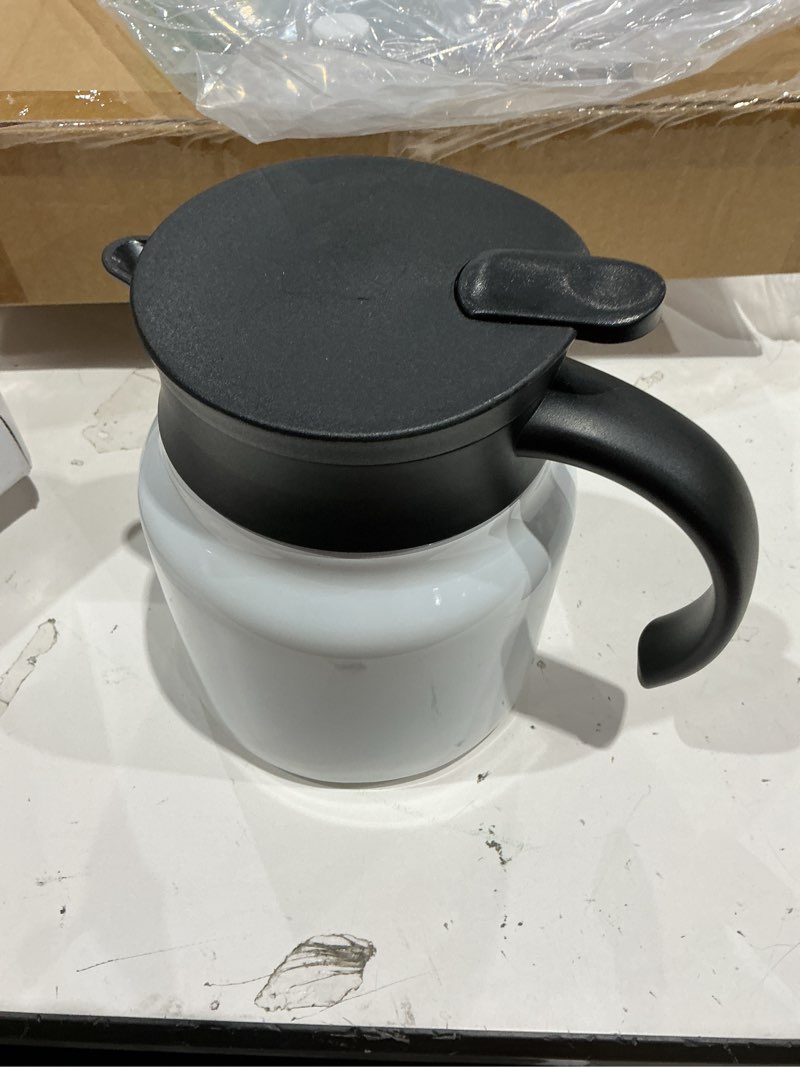 Condition photo showing Good Condition for ziliny 2 pcs 27 oz thermal coffee carafes for keeping hot/cold stainless steel small coffee creamer container double wall vacuum insulated tea pot milk beverage dispenser for party home (white) 27 fl oz white 2