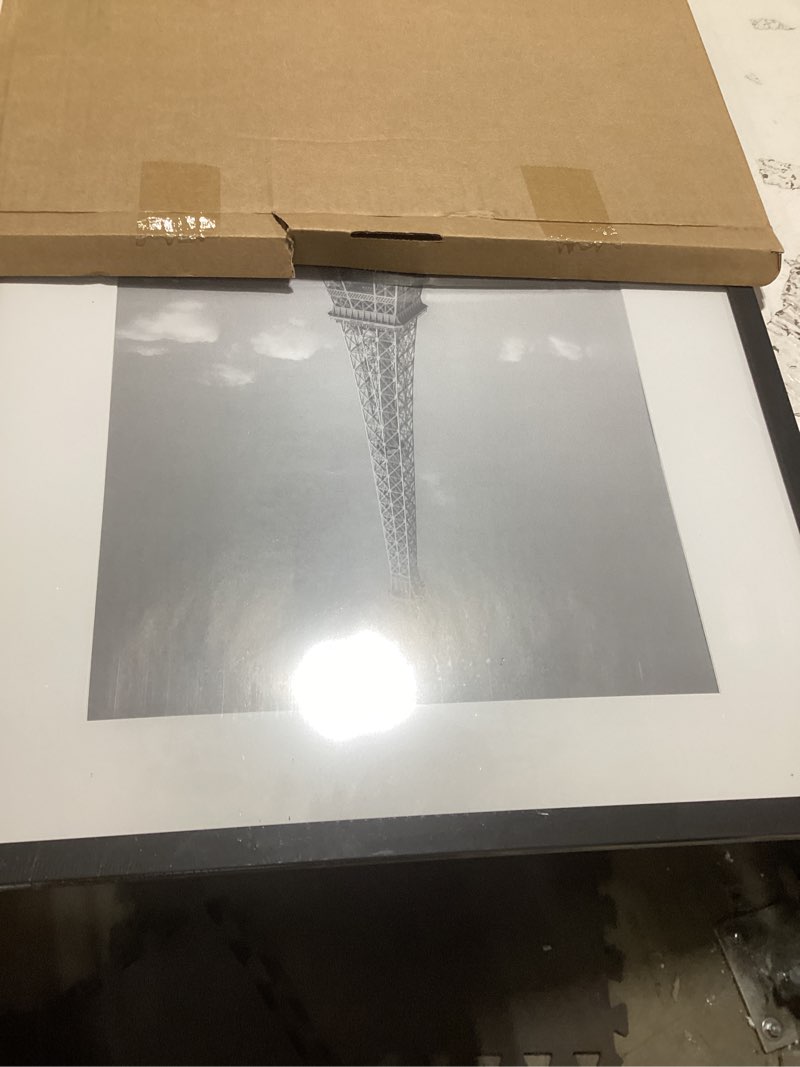 Condition photo showing Good Condition for upsimples 17x22 picture frame, display pictures 12x18 with mat or 17 x 22 without, wall hanging poster frames, black, 1 pack black 17x22