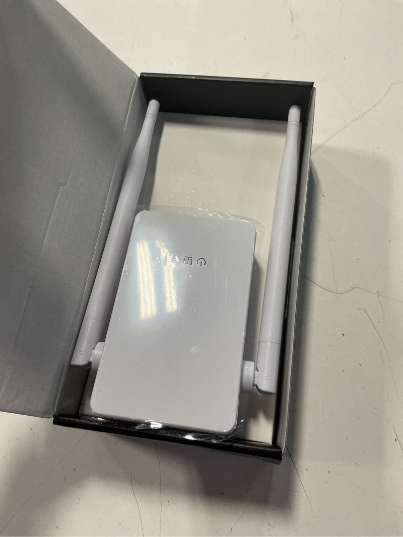 Condition photo showing Good Condition for Extender Ethernet Port Repeater