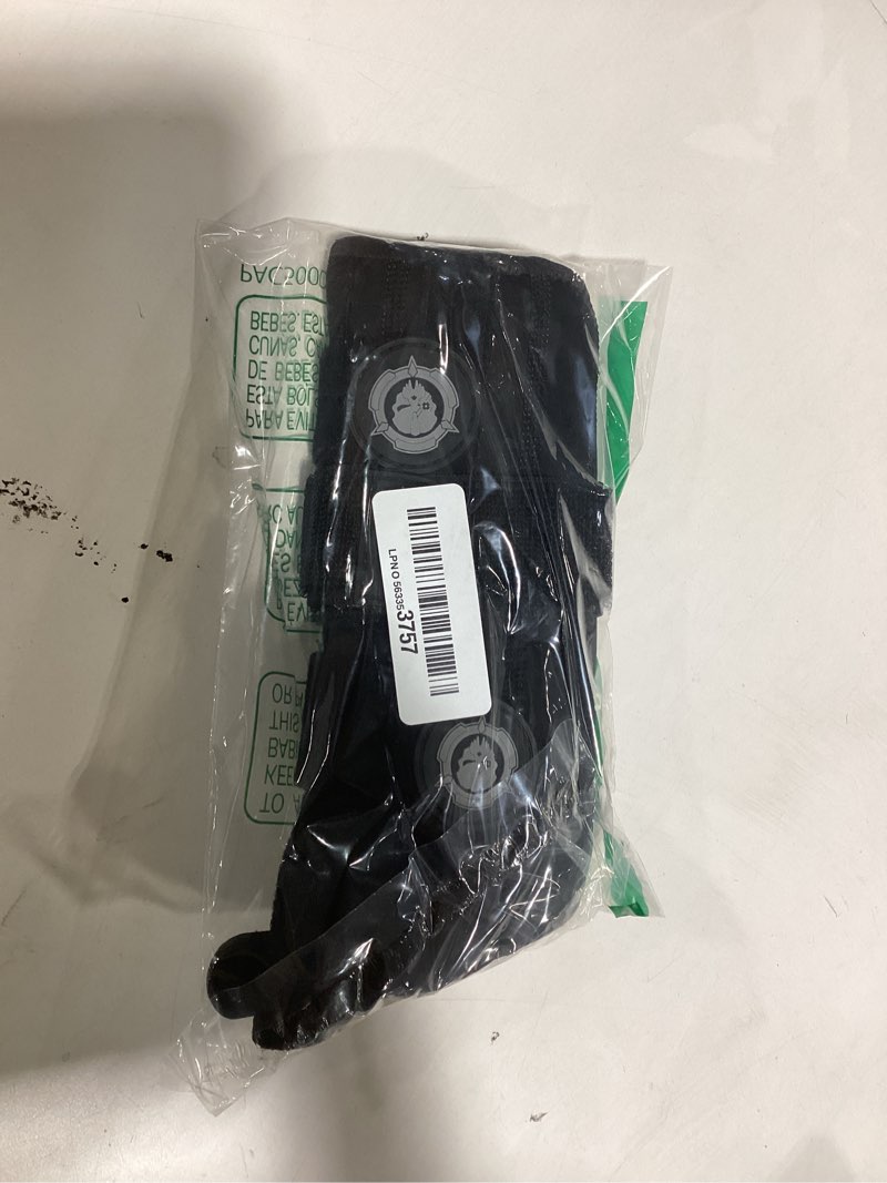 Condition photo showing Good Condition for jupiter carpal tunnel wrist brace with thumb support, day & night thumb spica splint for left hand, ideal for de quervains tenosynovitis, tendonitis & typing pain relief - large/xlarge, gray for men & women left hand-gray large/x-large