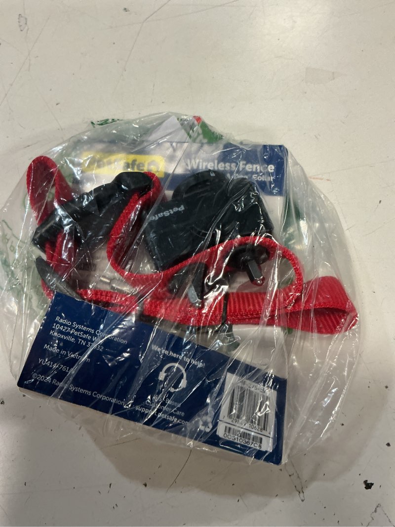 Condition photo showing New/Like New for petsafe wireless pet fence containment system receiver collar only for dogs and cats over 5 lb., waterproof with tone and static correction - from the parent company of invisible fence brand 1 count (pack of 1) extra collar only