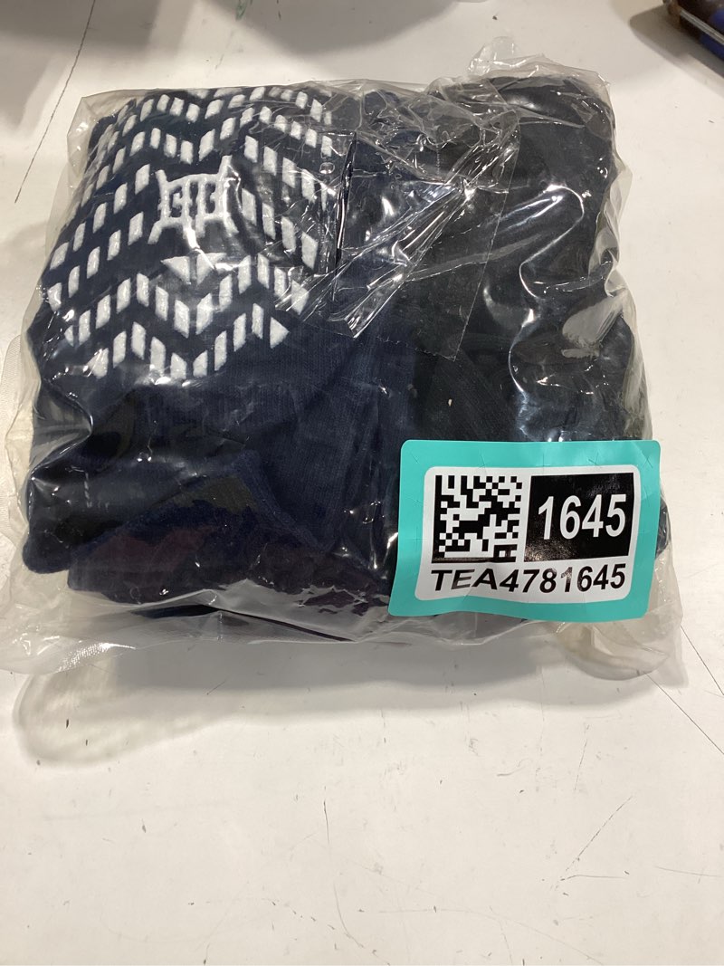 Condition photo showing Good Condition for zakasa non slip grip socks - non skid crew grippy socks for men women anti slip grippers for elderly hospital yoga pilates large 3 * black + 2 * navy blue