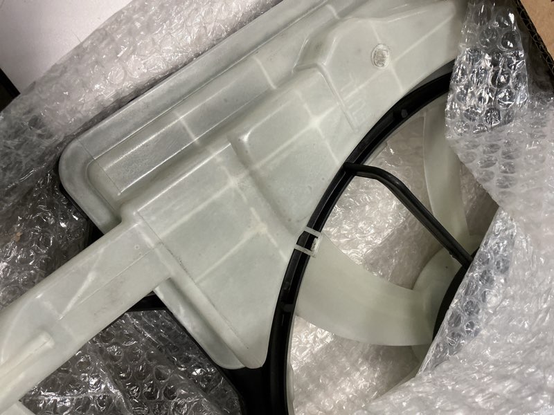 Condition photo showing Good Condition for gxywady radiator fan to3115145 1636121090 replacement for 2006-2015 yaris 1.5l, 2008-2014 scion xd 1.8l