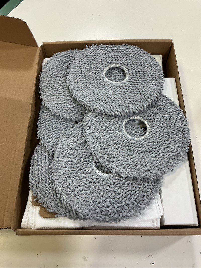 Condition photo showing Good Condition for 21 pcs replacement parts for irobot roomba 505x, plus 405/505/507 combo robot vacuum cleaner: 1 main brush, 4 side brushes, 4 hepa filters, 5 dust bags, 6 mop pads, 1 cleaning brush roomba 405/505 21 pcs