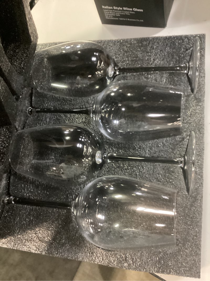 Condition photo showing New/Like New for jbho hand blown italian style crystal white or red wine glasses - gift packaging for any occasion - lead-free premium crystal clear glass - set of 4-18 ounce 4 count (pack of 1)