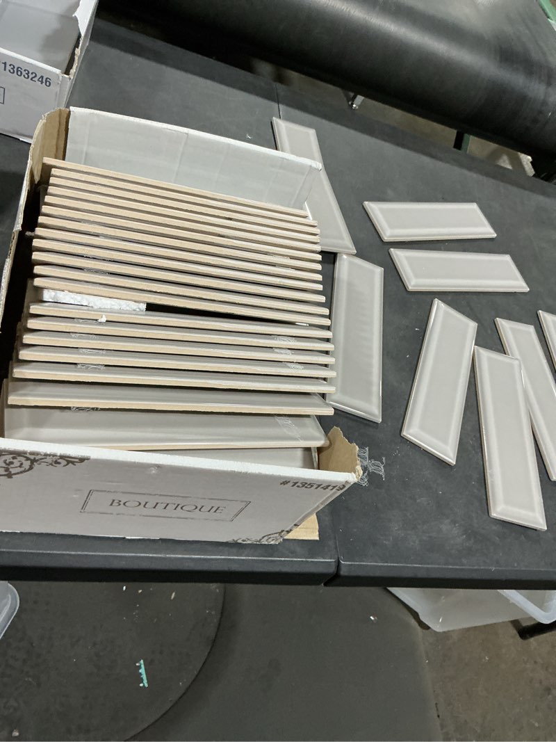 Condition photo showing Good Condition for Boutique Ceramic Boutique Natural 3-in x 9-in Glazed Ceramic Subway Wall Tile ( 0.18-sq ft Piece ) Item #1351419( 50 tiles