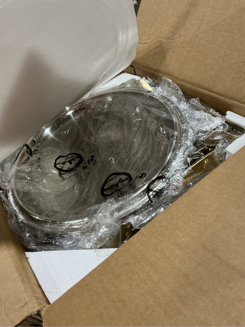 Condition photo showing Good Condition for gold 4 pack chafing dishes for buffet, 18/8 (304) stainless steel food pan with lid, 6qt round chafing dish buffet set food warmer, food warmers for parties buffet catering events dinners