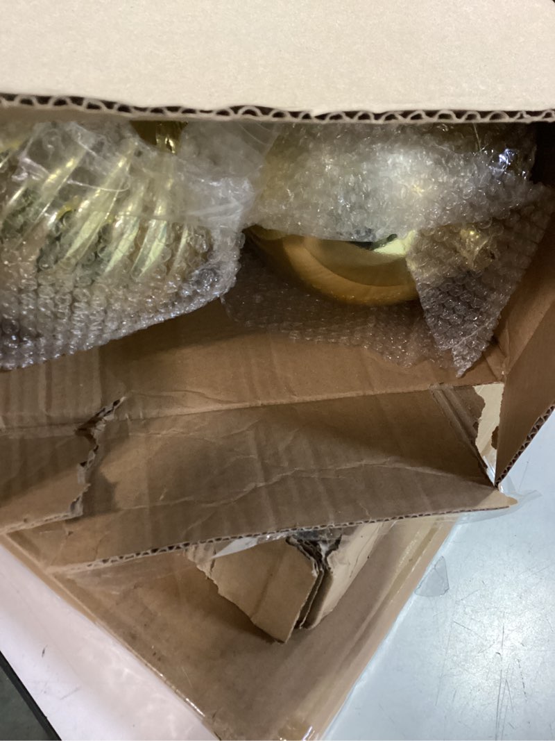 Condition photo showing New/Like New for Extra Large Size Outdoor Christmas Ornaments, Oversized Huge Big Shatterproof Xmas Christmas Plastic Balls for Outside Lawn Yard Tree Hanging Decorations (6"/150mm, Gold, 6 Packs) Gold 6"/6PCS