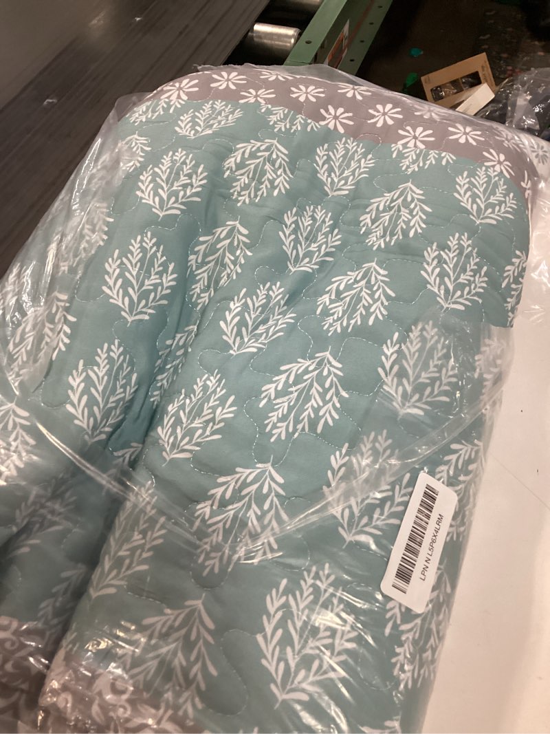 Condition photo showing Good Condition for Cottolester Aqua Quilt Set King Size Boho Striped Bedspread Lightweight Soft Microfiber Bedding Set 110"x90" (3 Pieces) King Aqua