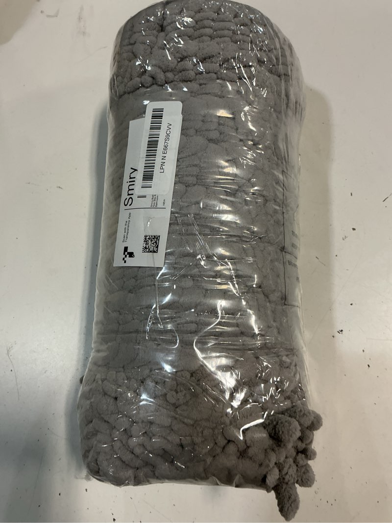 Condition photo showing Good Condition for smiry bathroom rugs mat 36x24, extra soft absorbent chenille bath rugs, non slip rubber backing machine washable quick dry bath mats for bathroom floor, tub, shower, home decor accessories, light grey light grey rectangular 36'' x 24''