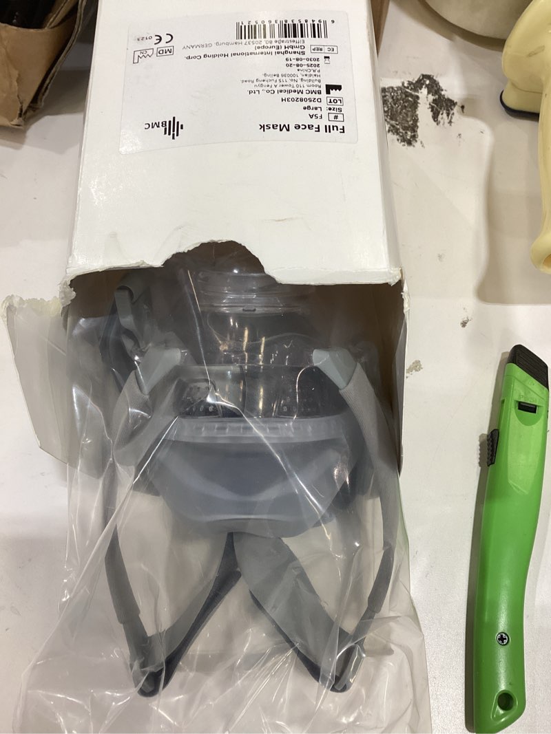 Condition photo showing Good Condition for Full Face CPAP Mask, Full Cover Replacement Kit, Comfort Series Nasal CPAP MASK, Cpap Masks Includes Headgear, Cushion, Frame and Elbow(L)