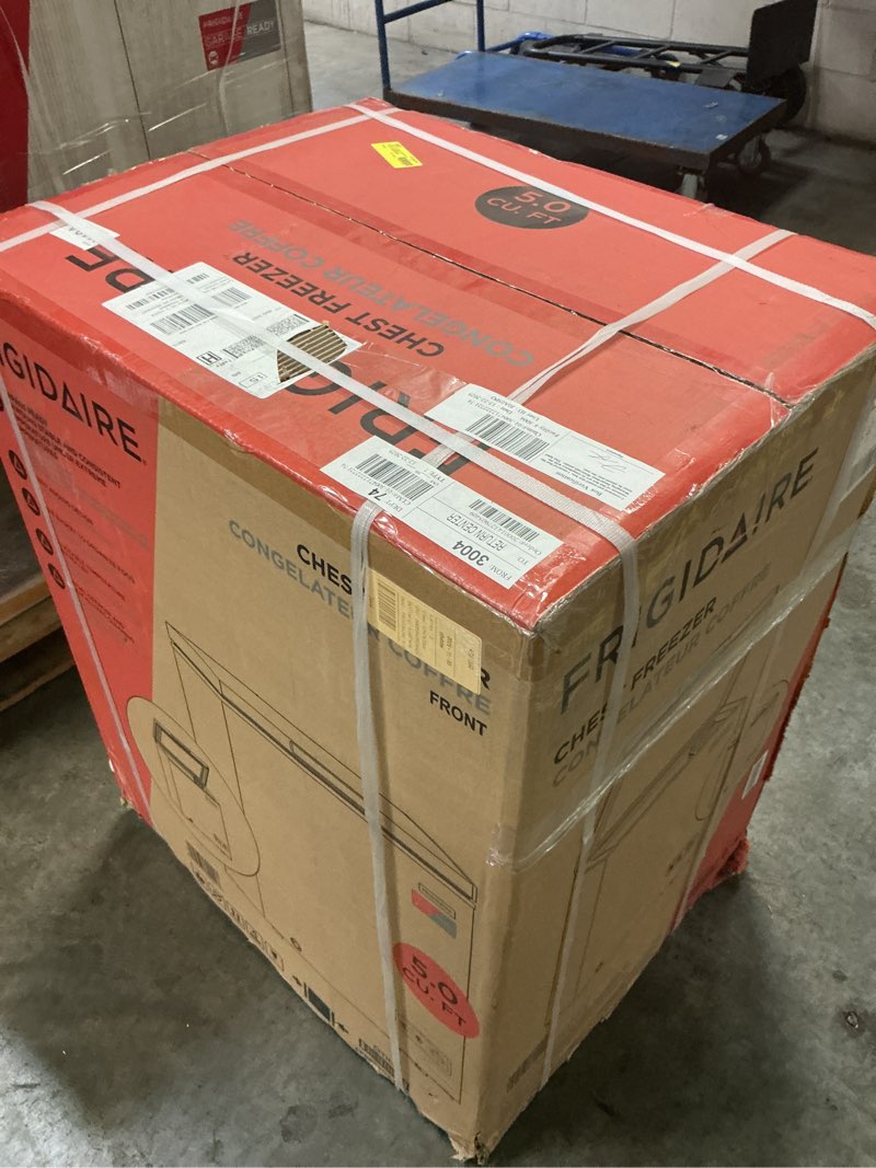 Condition photo showing Good Condition for Frigidaire 5.0 Cu. ft. Chest Freezer  White