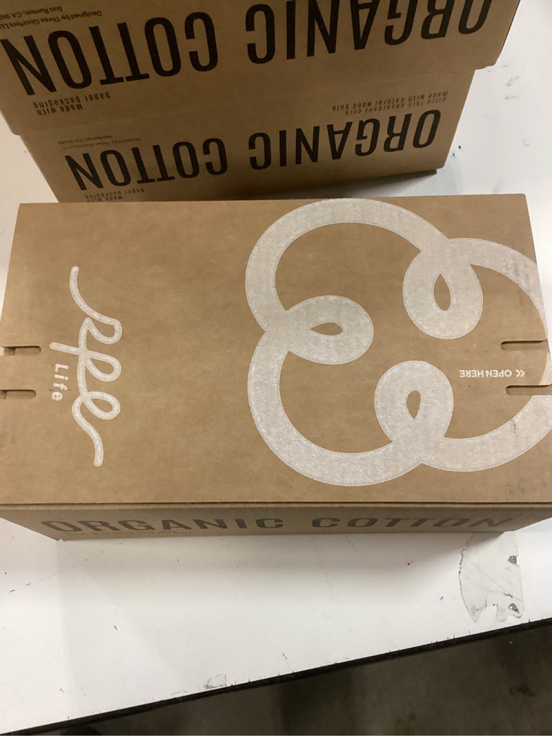 Condition photo showing New/Like New for 100% Organic Long Panty Liners for Women - 96ct, Ultra Thin Cotton Cover, Light Absorbency, Unscented Barely There Pantiliners (Long Liner, Size 2, 96ct) Long Liner (Size 2) Long Liner, Size 2, 96ct