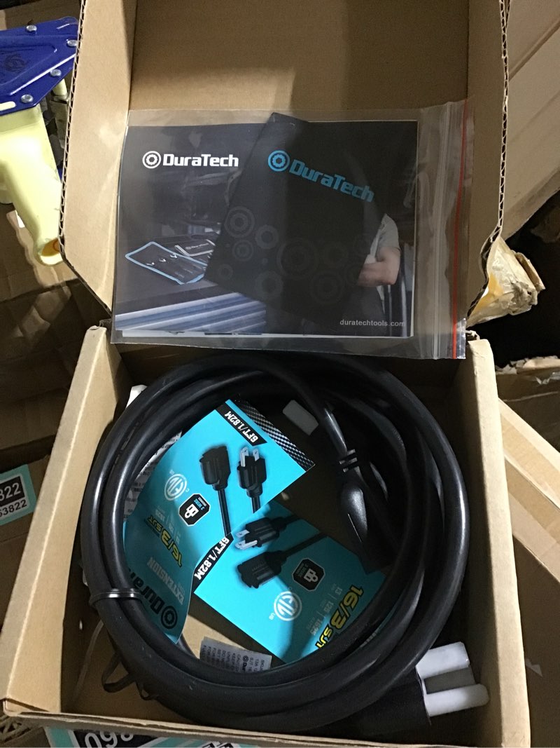 Condition photo showing New/Like New for duratech extension cord 6 ft, short indoor extension cord, 16/3 sjt, 13 amps, 3 prong plug, 2 pack, black