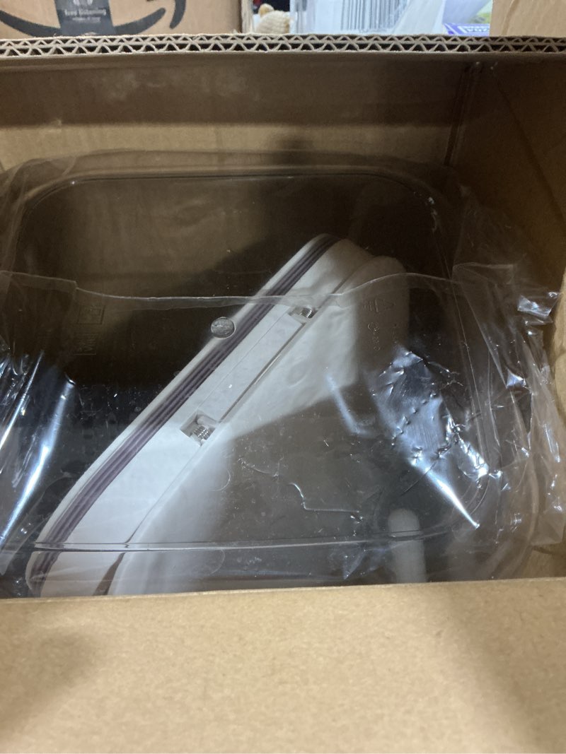 Condition photo showing Good Condition for Flour Container 20LBS - 10 L /10.5 QT /10 KG - Rice Container Storage Food Grain Container Bins Household for Kitchen Pantry Organization (11L) 11 L