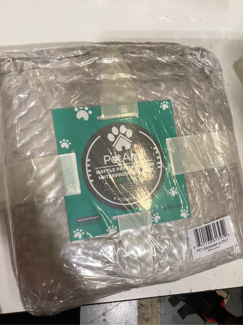 Condition photo showing Good Condition for petami waterproof dog blanket, leakproof puppy blanket for medium large dog, furniture sofa couch cover protector, fleece pet throw indoor cat kitten, reversible washable soft plush, 40x60 taupe beige taupe/beige large (40x60)