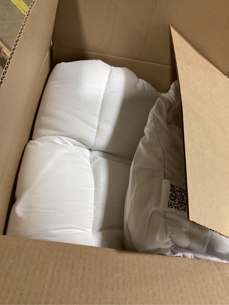 Condition photo showing Good Condition for queen mattress, 14 inch hybrid memory foam, reinforced edge support, zoned coils, pressure relief, no motion transfer (14 inch, queen)