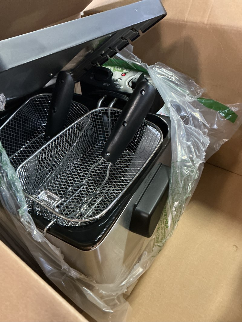 Condition photo showing Good Condition for Hamilton Beach Electric Deep Fryer with 3 Baskets and Lid, 4.5 Liters / 19 Cups Oil Capacity, Temperature Control, View Window, Professional Style, 1800 Watts, Stainless Steel (35034) 4.5 Liters / 19 Cups Oil Capacity Three Frying Baskets, Stainless Steel